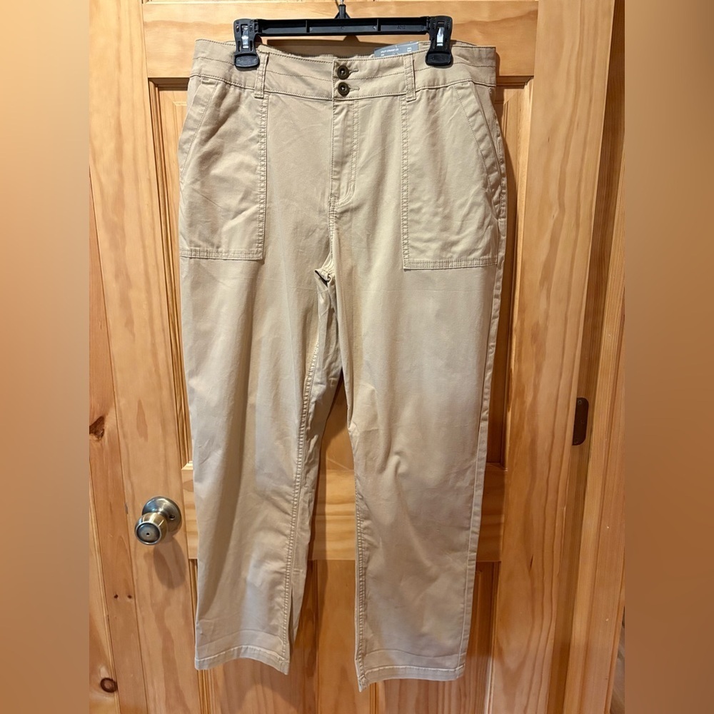 Falls Creek brand women's khaki pants size 14 NWT